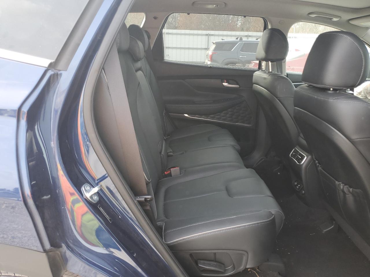 Hyundai SANTA FE Limited Image 9