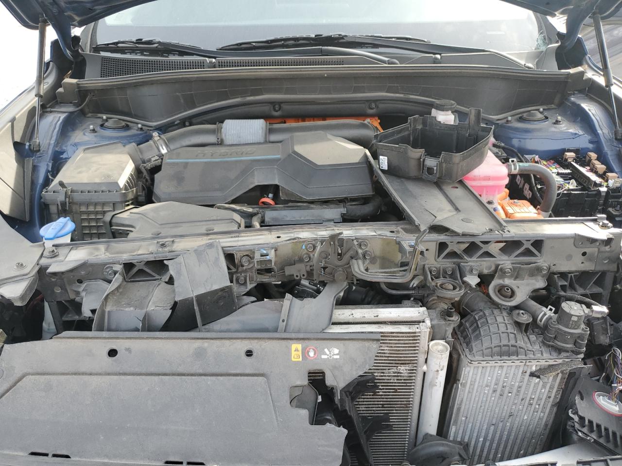 Hyundai SANTA FE Limited Image 13