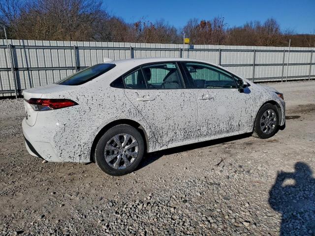 Toyota Corolla Le Image 2