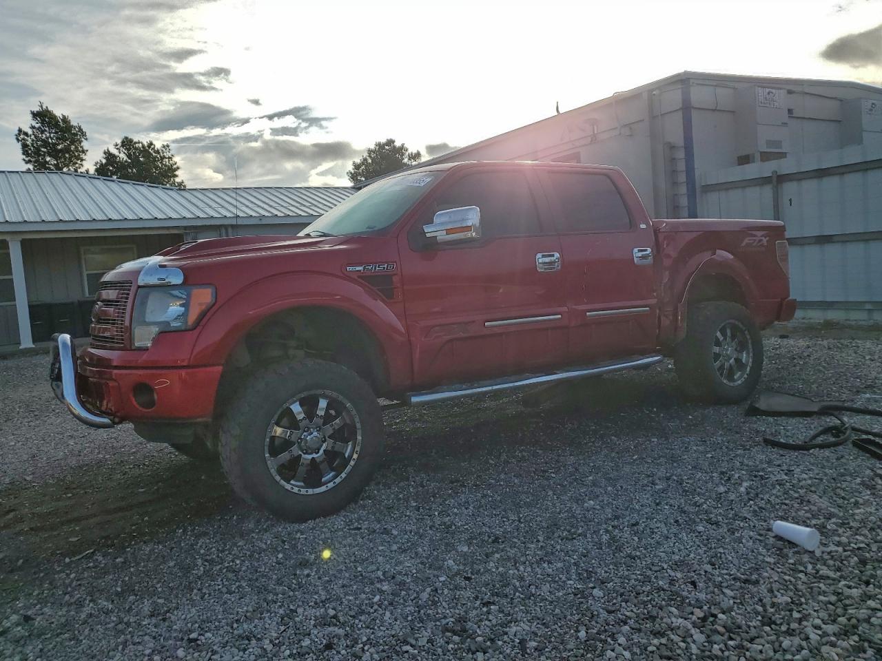 Ford F-150 Supercrew Image 1
