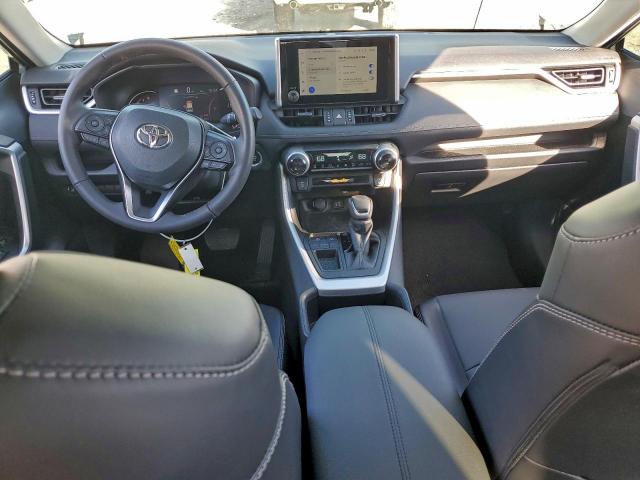 Toyota RAV4 Xle Premium Image 7