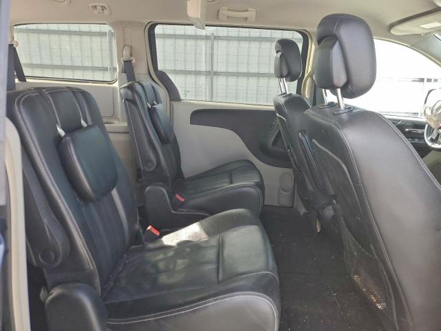 Chrysler Minivan Touring Image 13