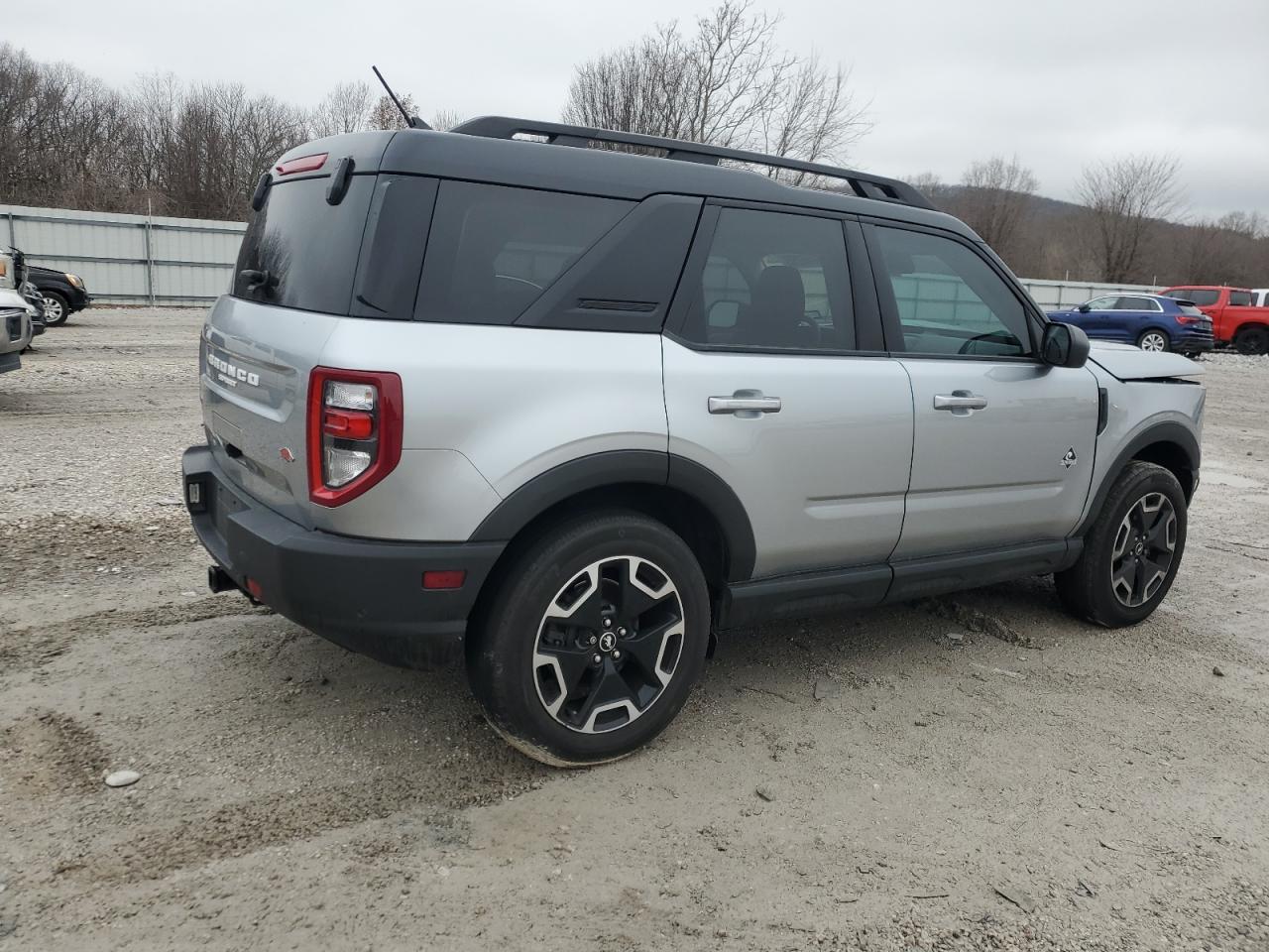 Ford Bronco Outer Banks Image 2