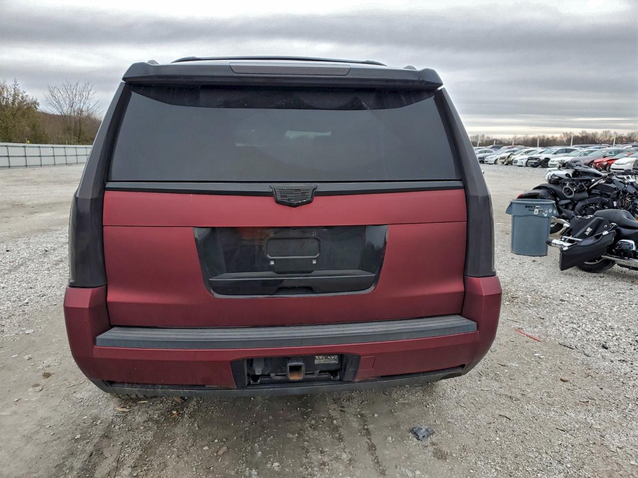 Cadillac Escalade Premium Image 12