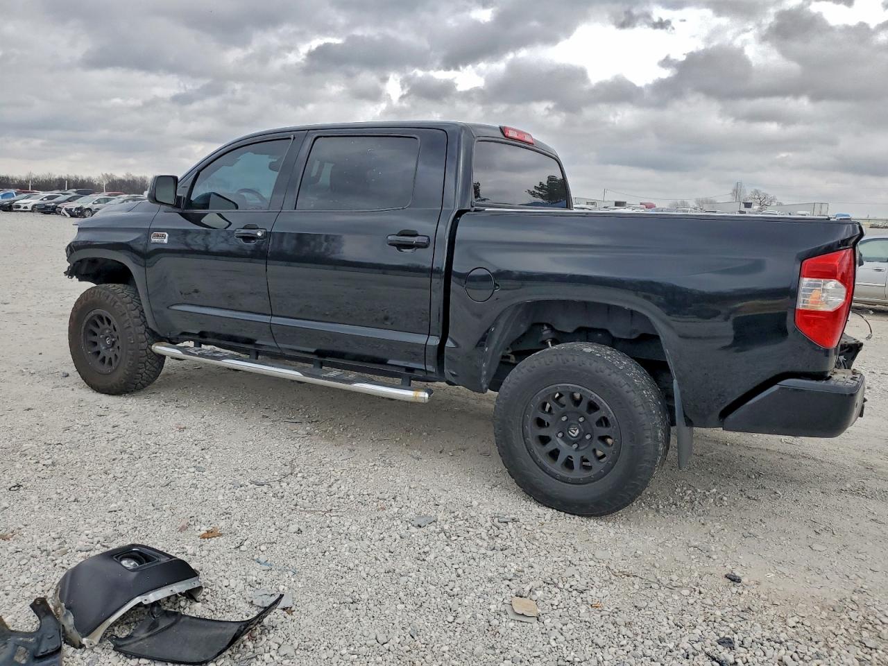 Toyota Tundra Crewmax 1794 Image 13