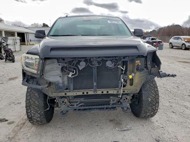 Toyota Tundra Crewmax 1794 Image 5