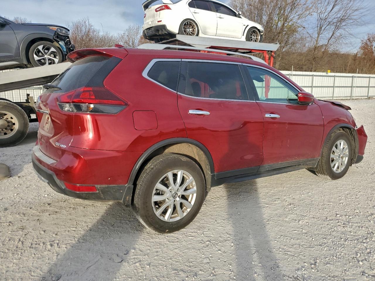 Nissan Rogue S Image 3