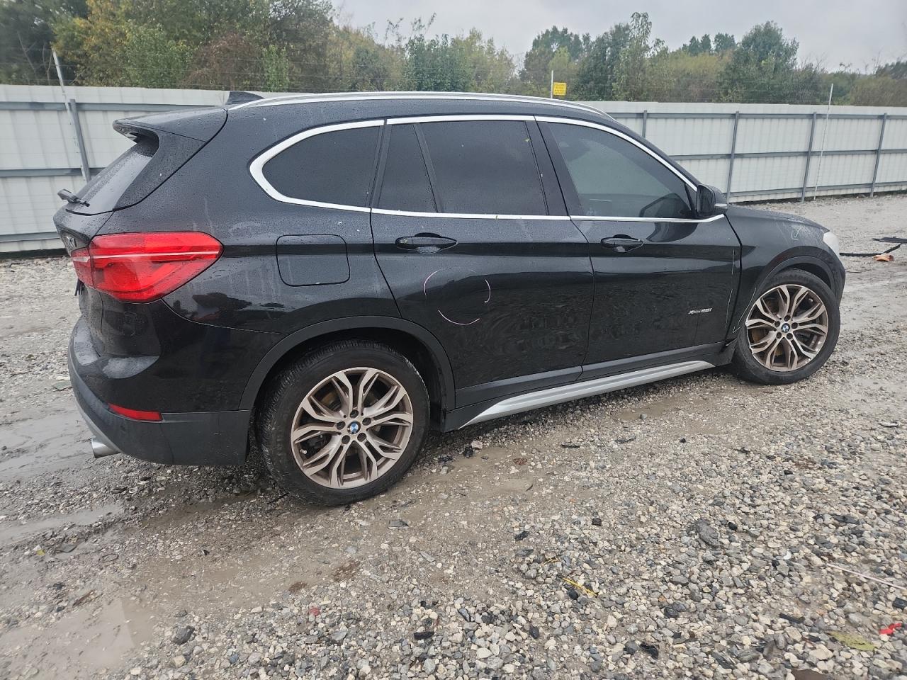 BMW X Series Xdrive28i Image 4