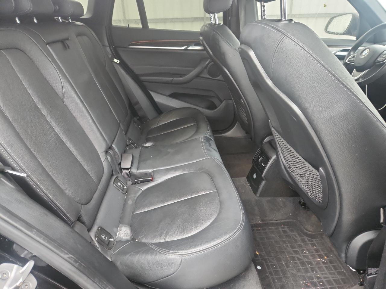 BMW X Series Xdrive28i Image 7