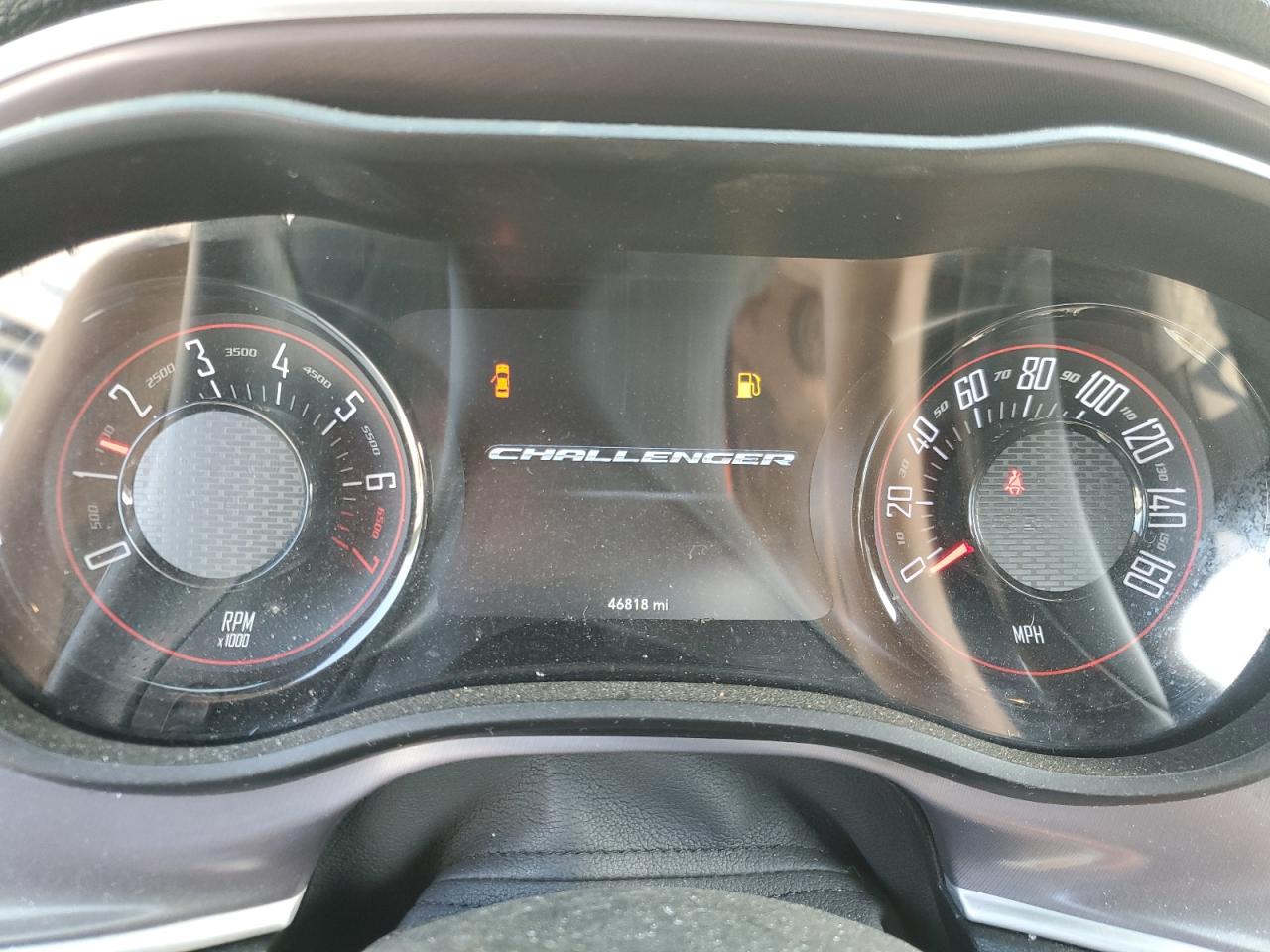 Dodge Challenger Sxt Image 4