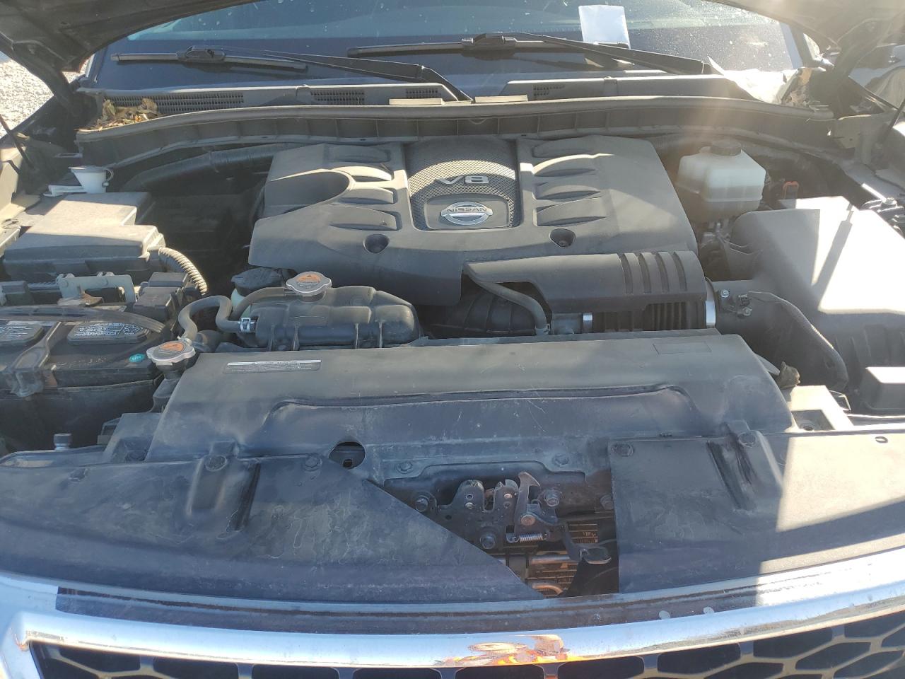 Nissan Armada Sv Image 9