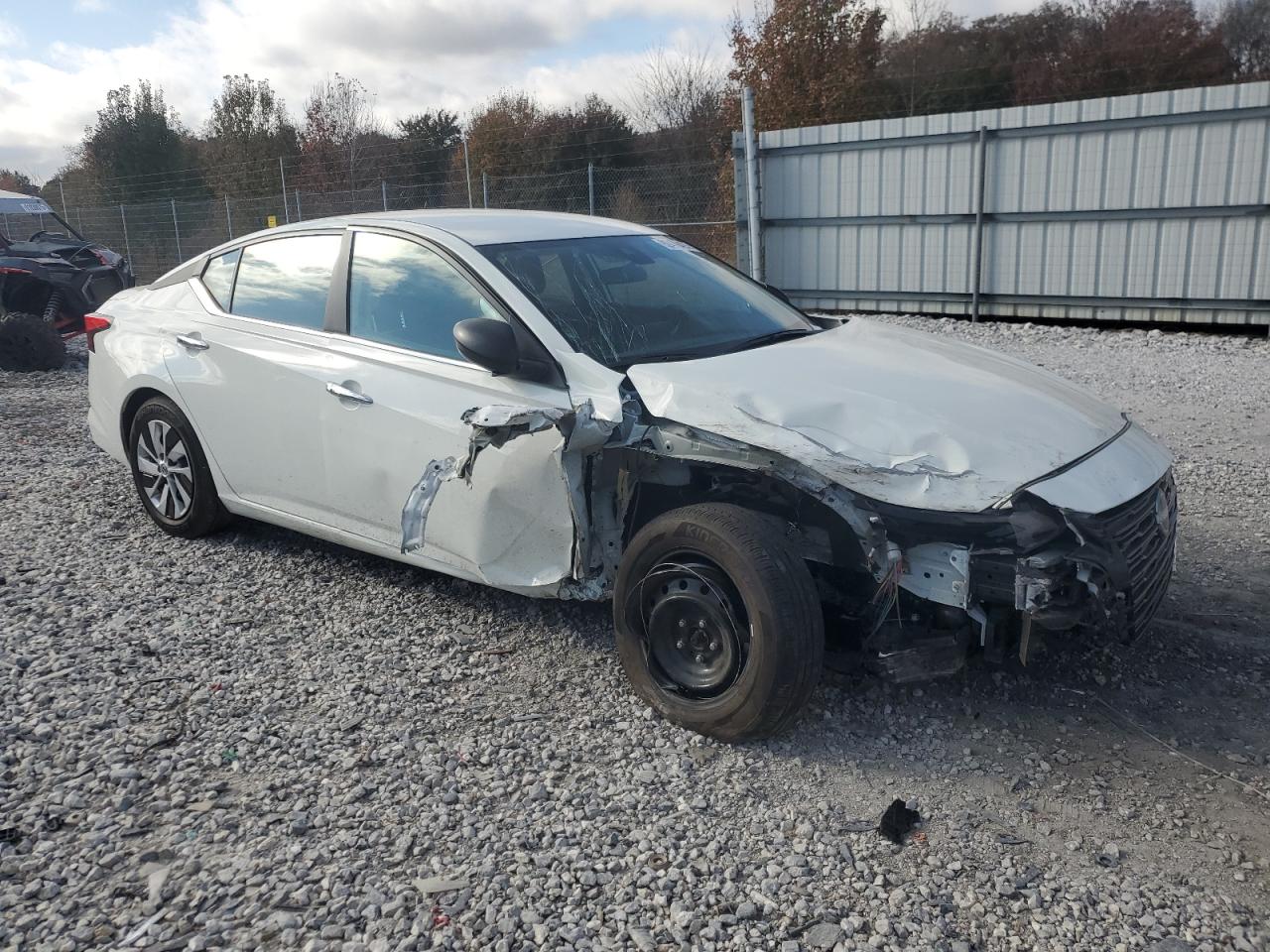 Nissan Altima S Image 5