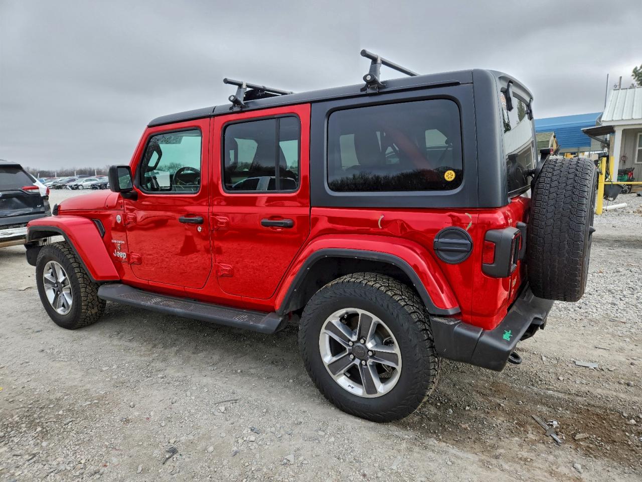 Jeep Wrangler Sahara Image 3