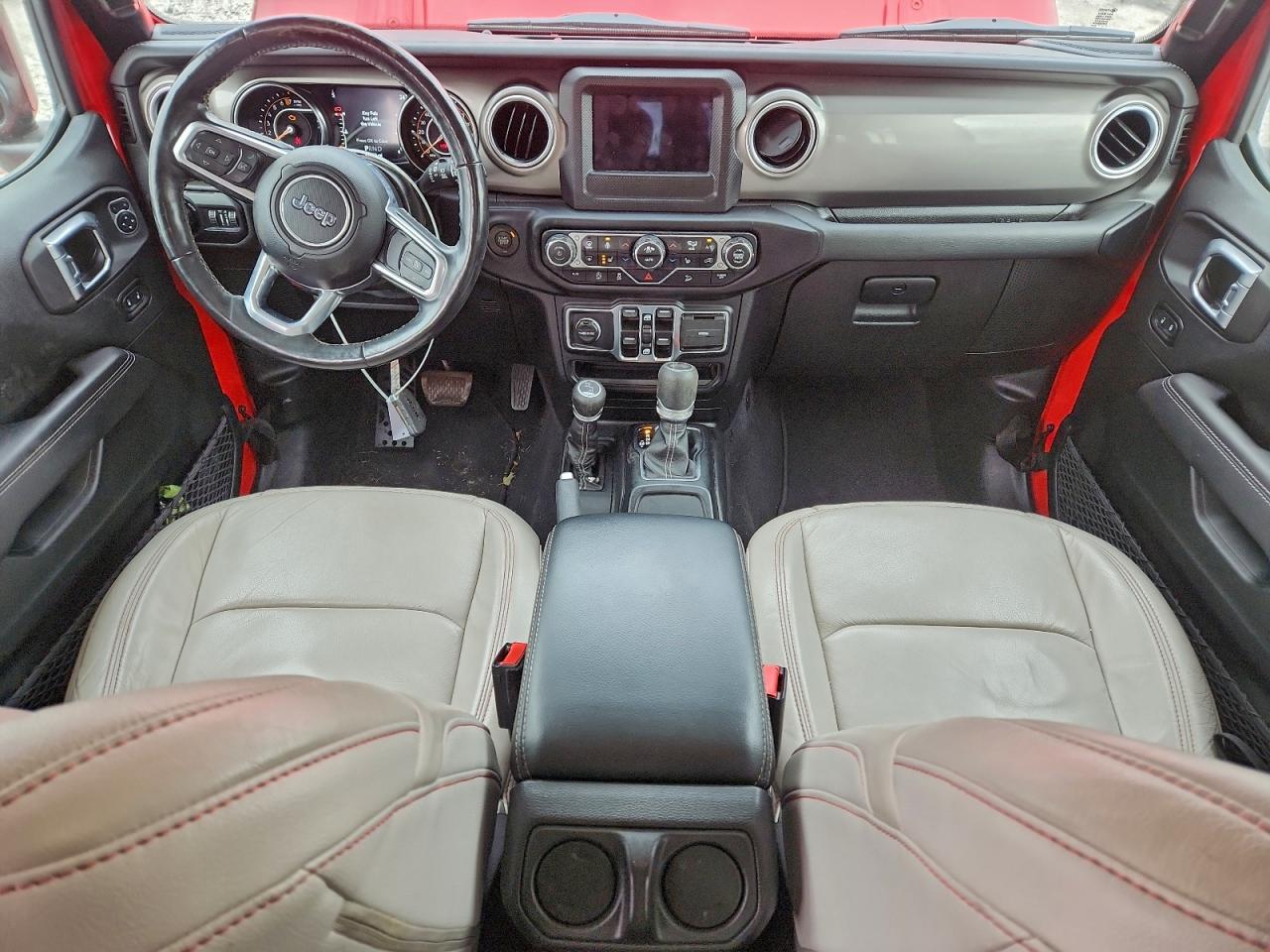 Jeep Wrangler Sahara Image 9