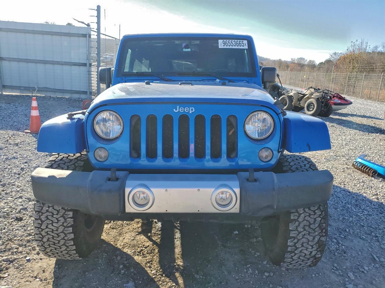 Jeep Wrangler Sahara Image 12