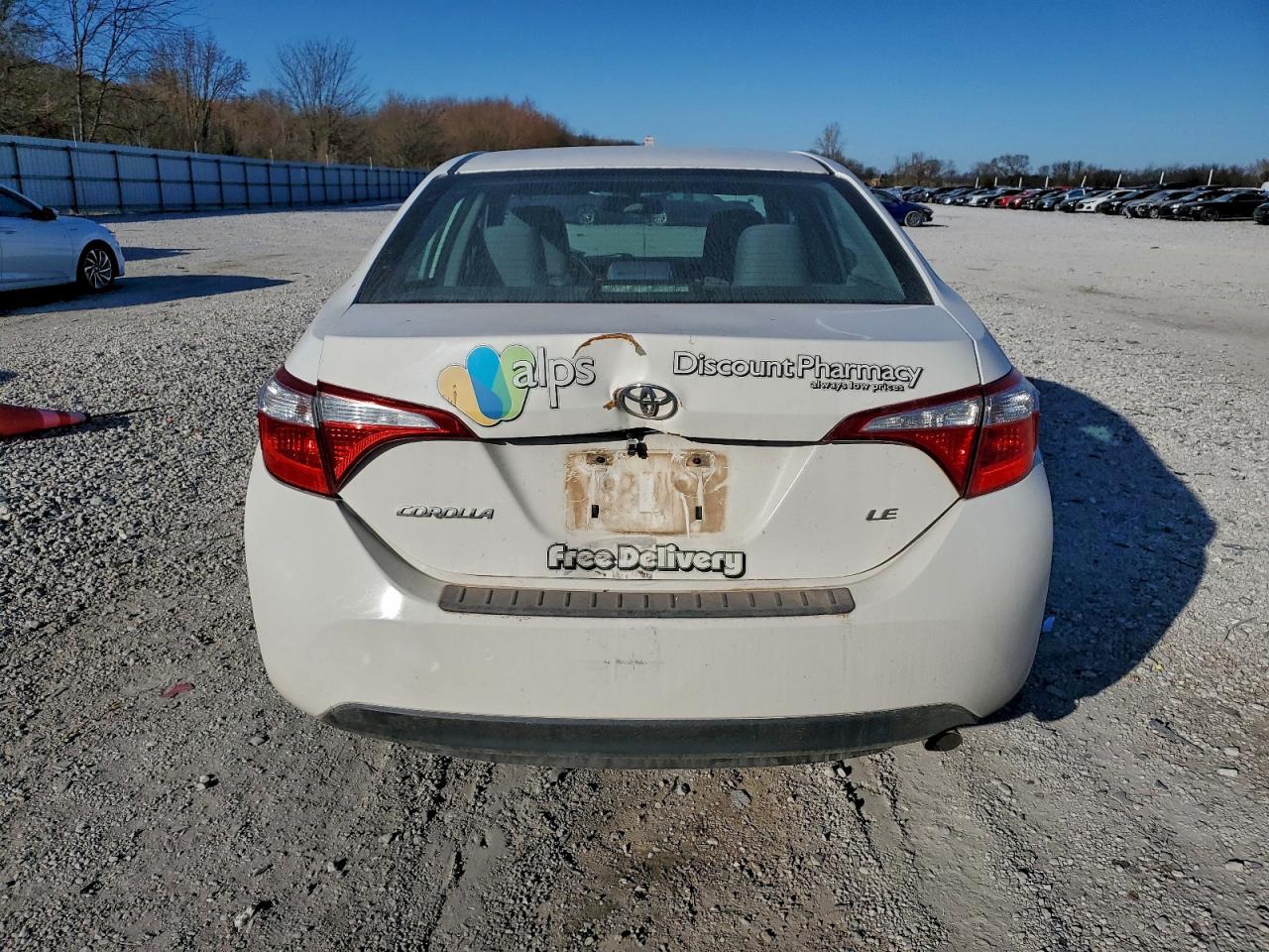 Toyota Corolla L Image 2