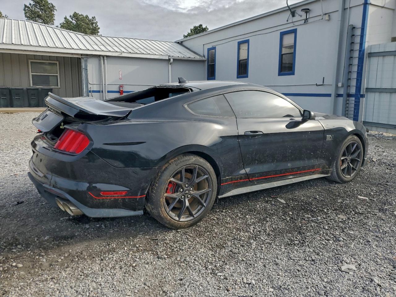 Ford Mustang Mach I Image 4