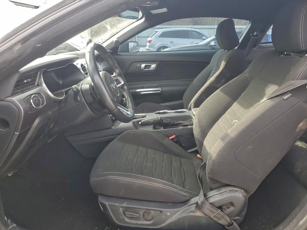 Ford Mustang Mach I Image 5