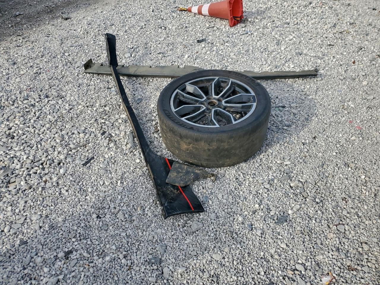 Ford Mustang Mach I Image 12