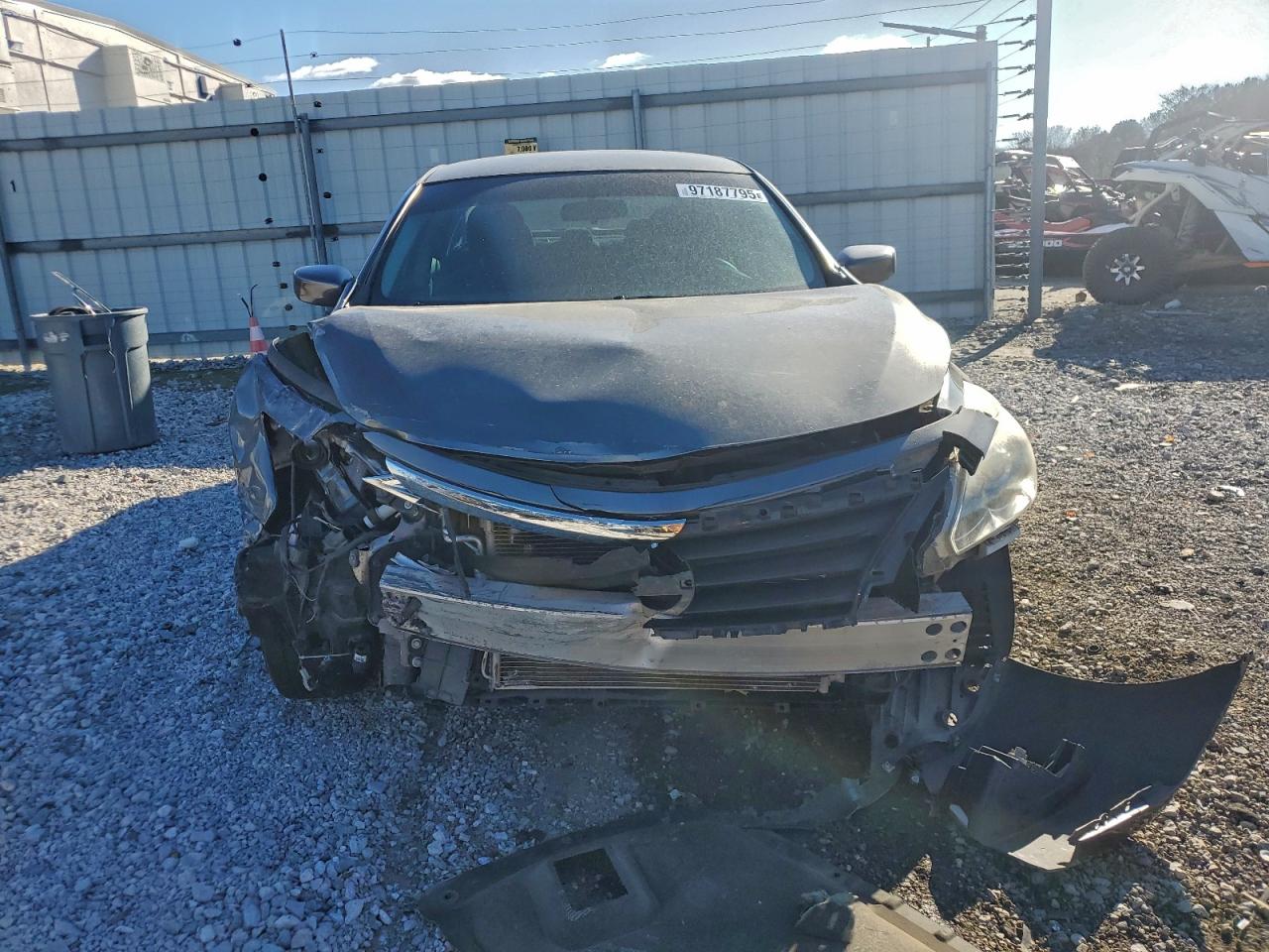 Nissan Altima 2.5 Image 3