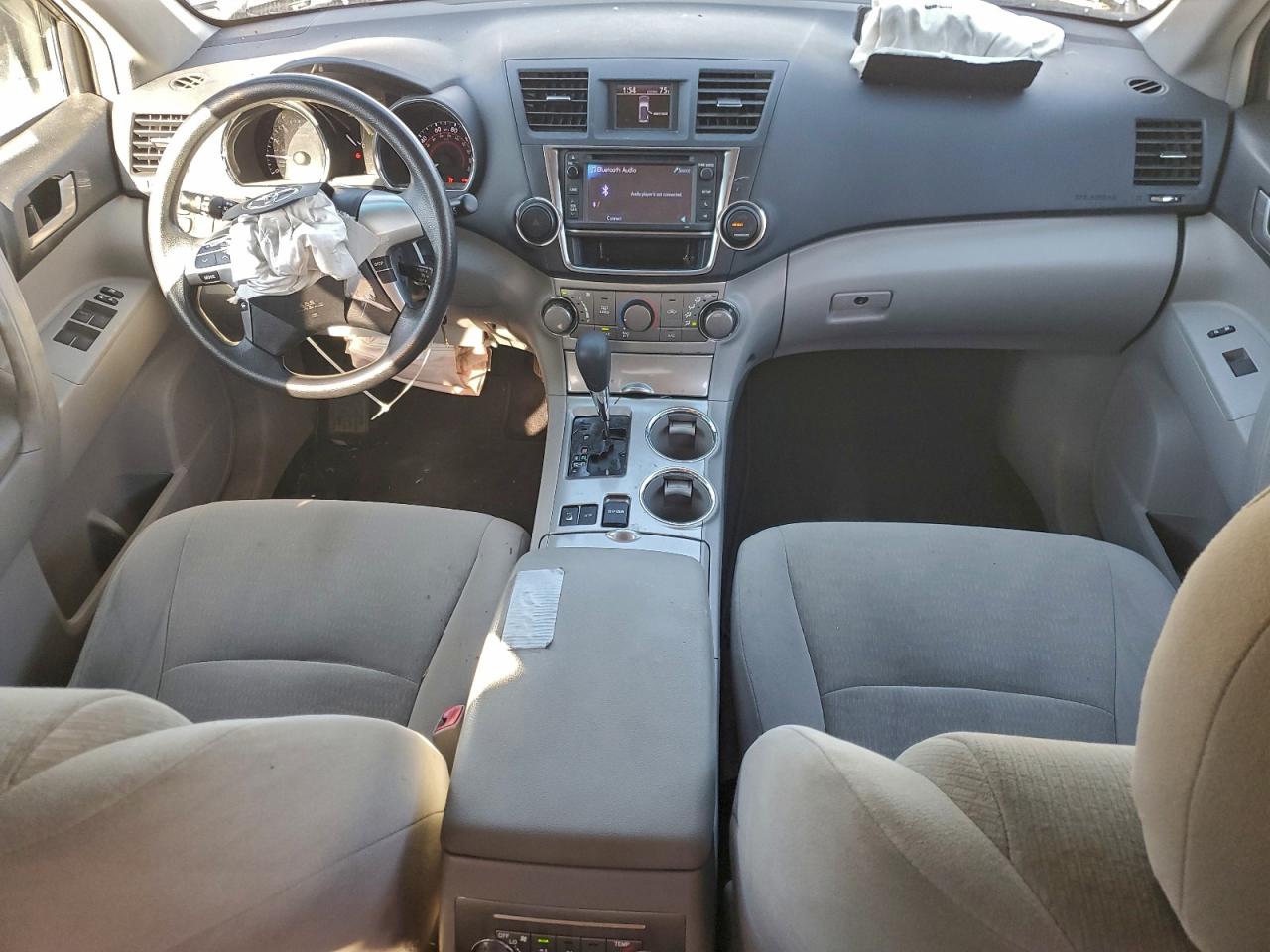 Toyota Highlander Base Image 6