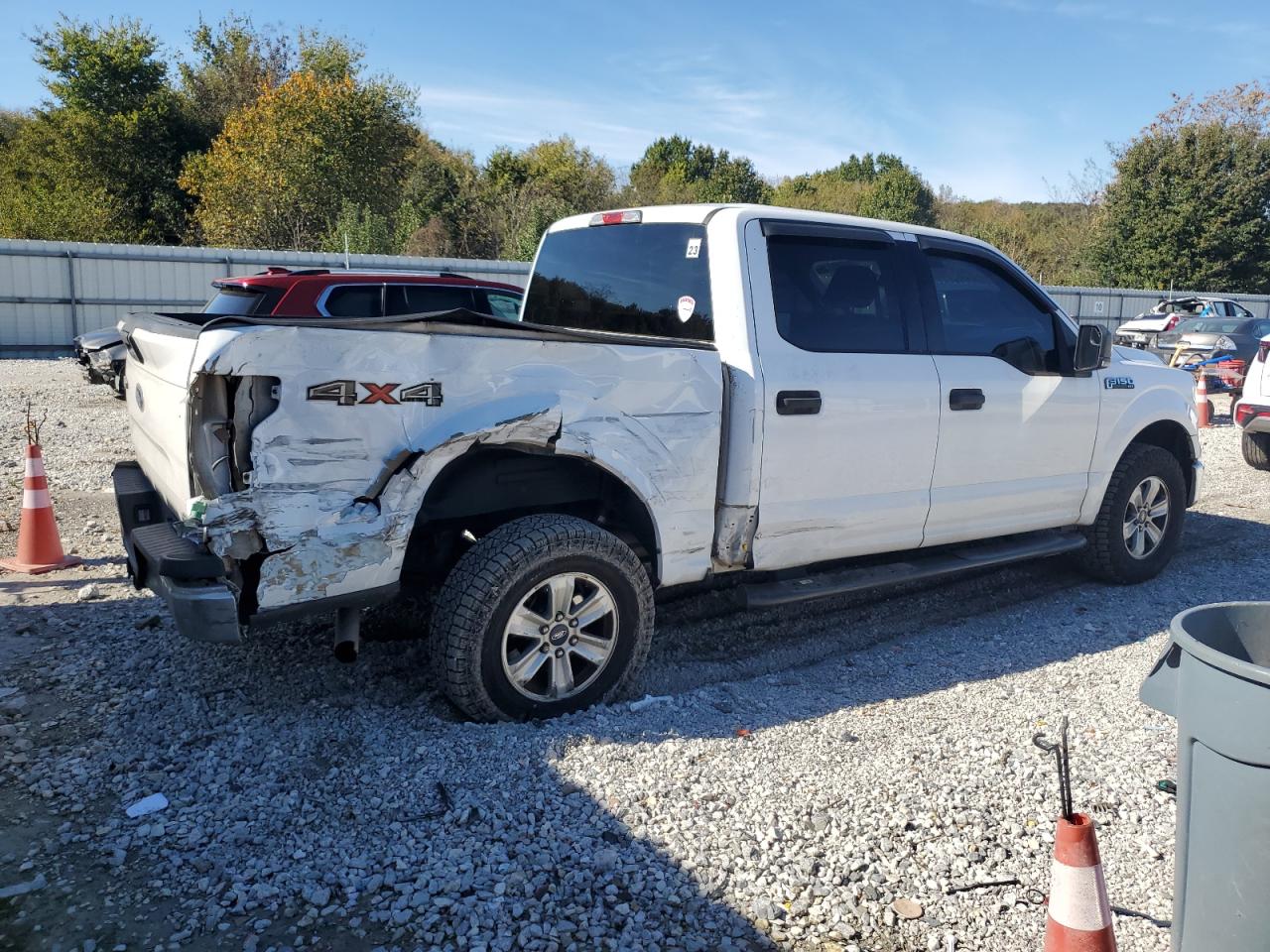 Ford F-150 Supercrew Image 11