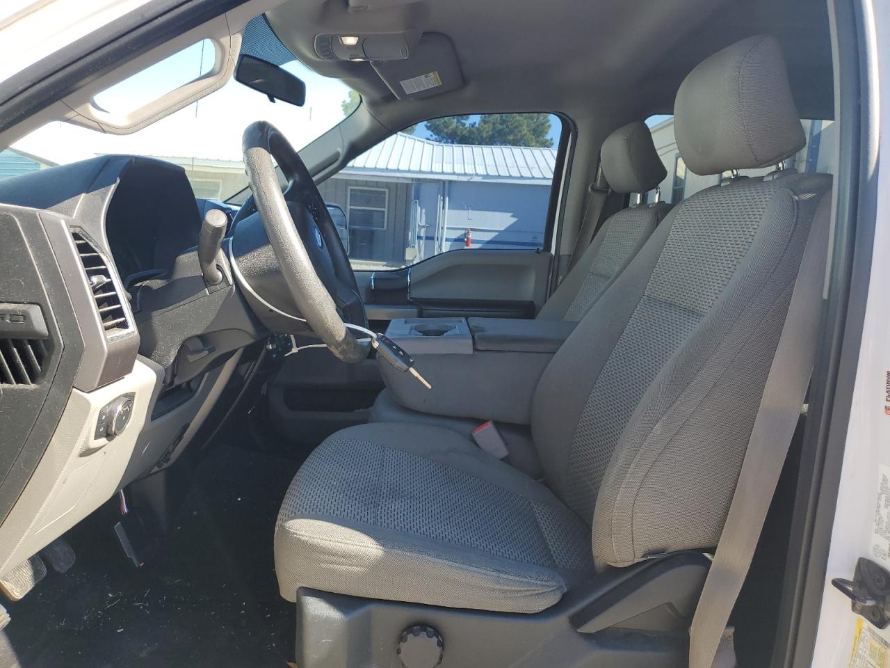 Ford F-150 Supercrew Image 5