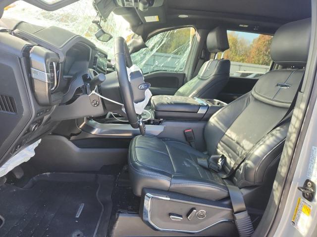 Ford F-150 Platinum Image 9