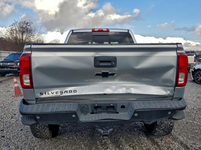 Chevrolet Silverado K1500 Ltz Image 4