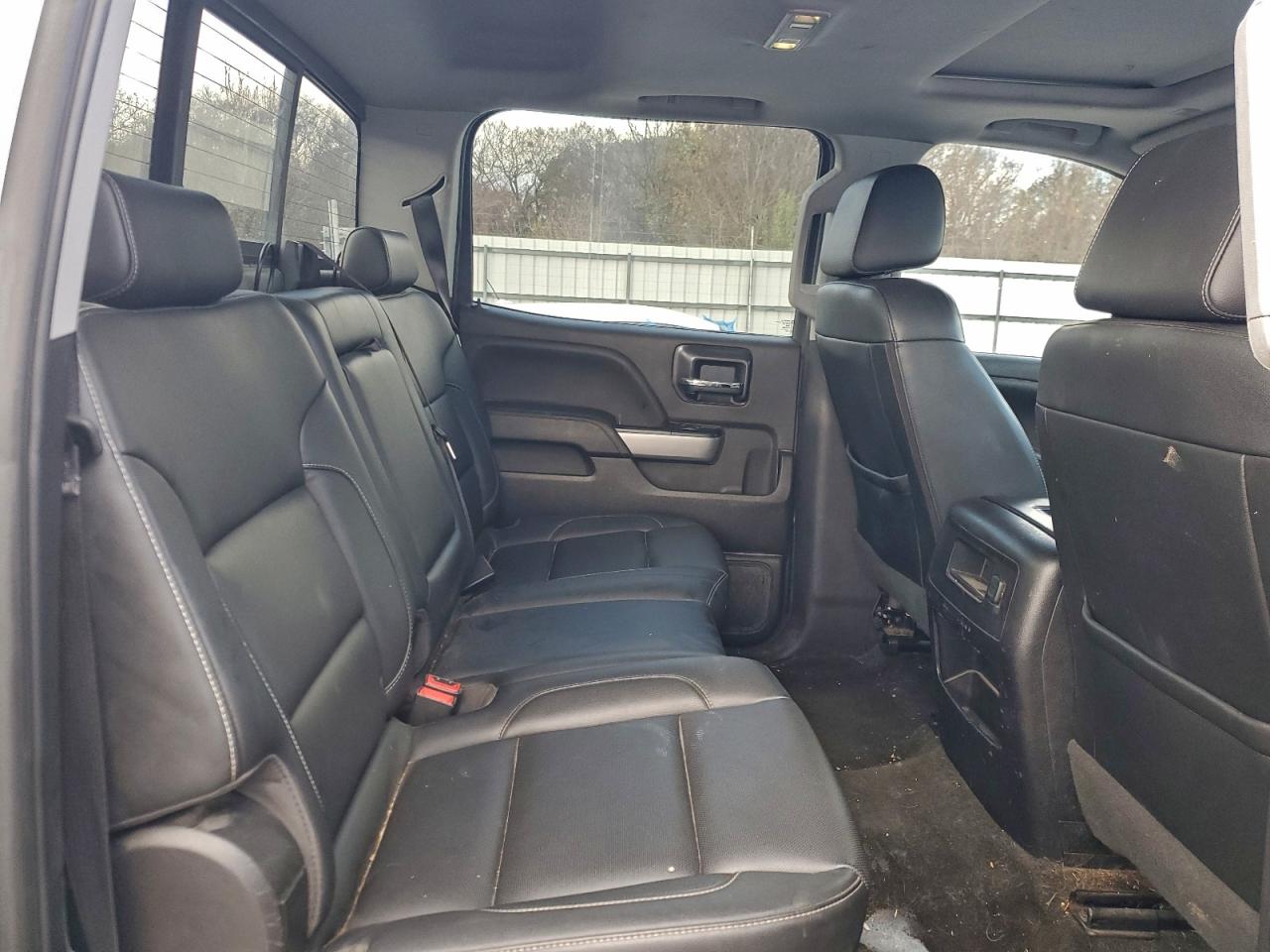 Chevrolet Silverado K1500 Ltz Image 12