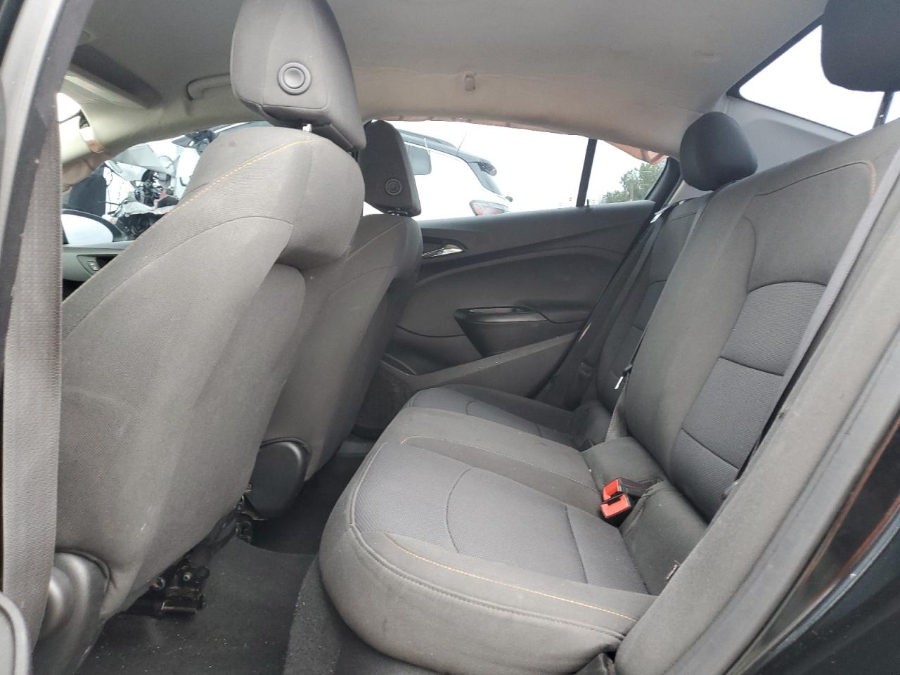 Chevrolet Cruze Ls Image 9