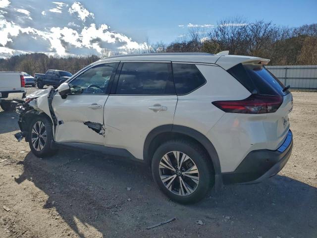 Nissan Rogue Sv Image 2