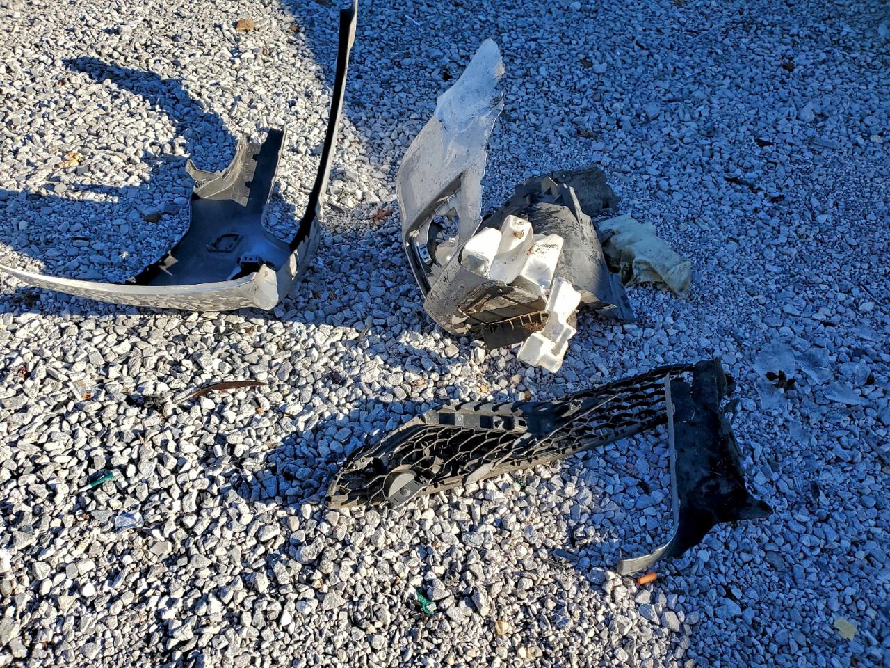 Nissan Sentra S Image 12