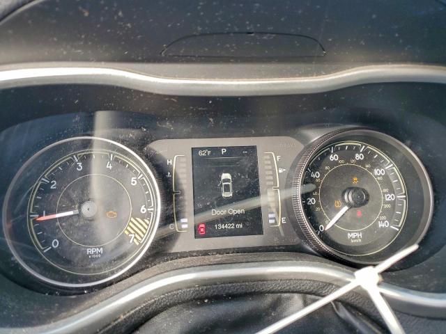 Jeep Grand Cherokee Latitude Image 12