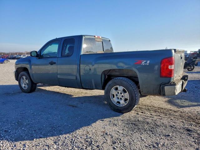 Chevrolet Silverado K1500 Image 2