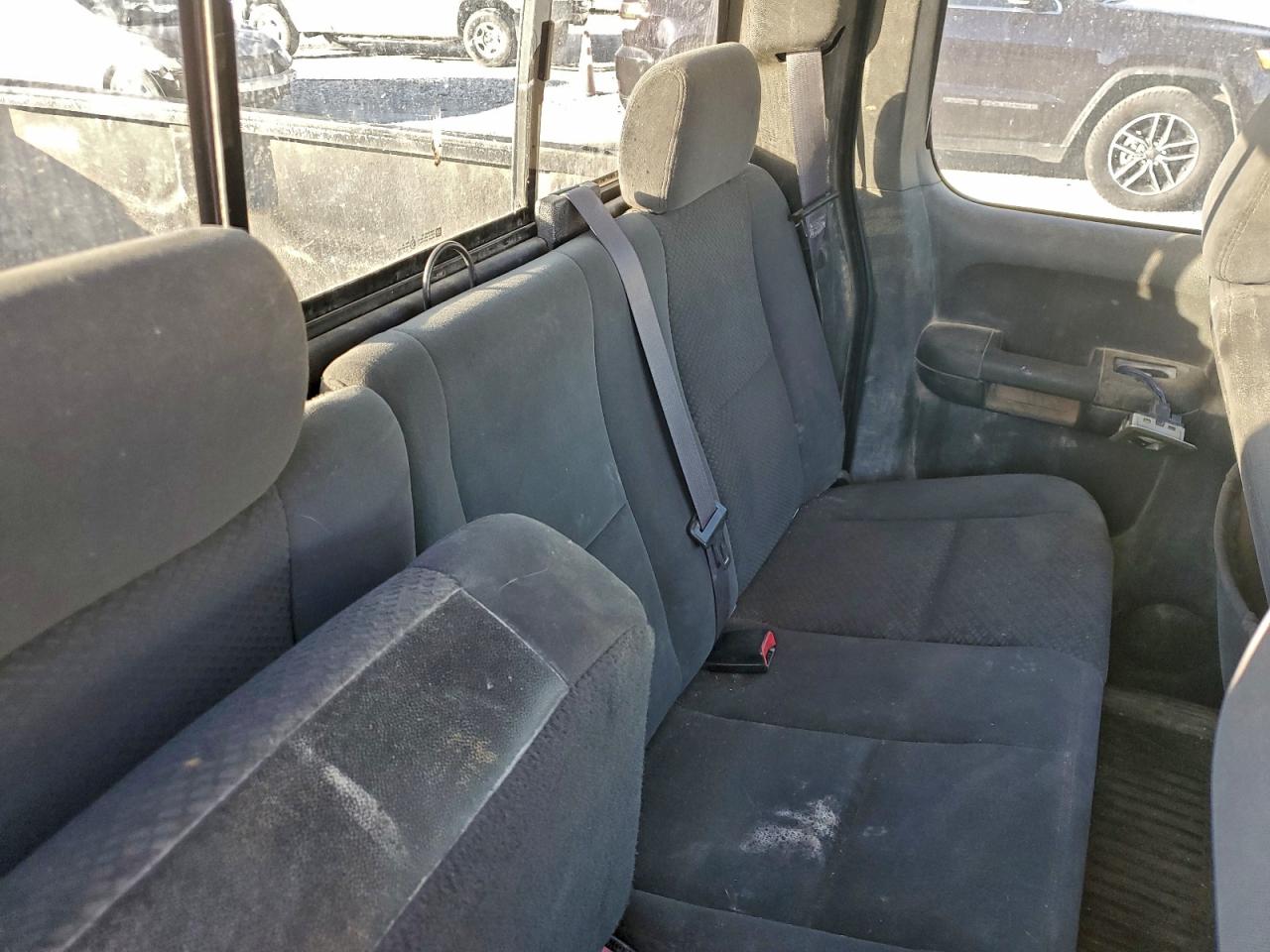 Chevrolet Silverado K1500 Image 10