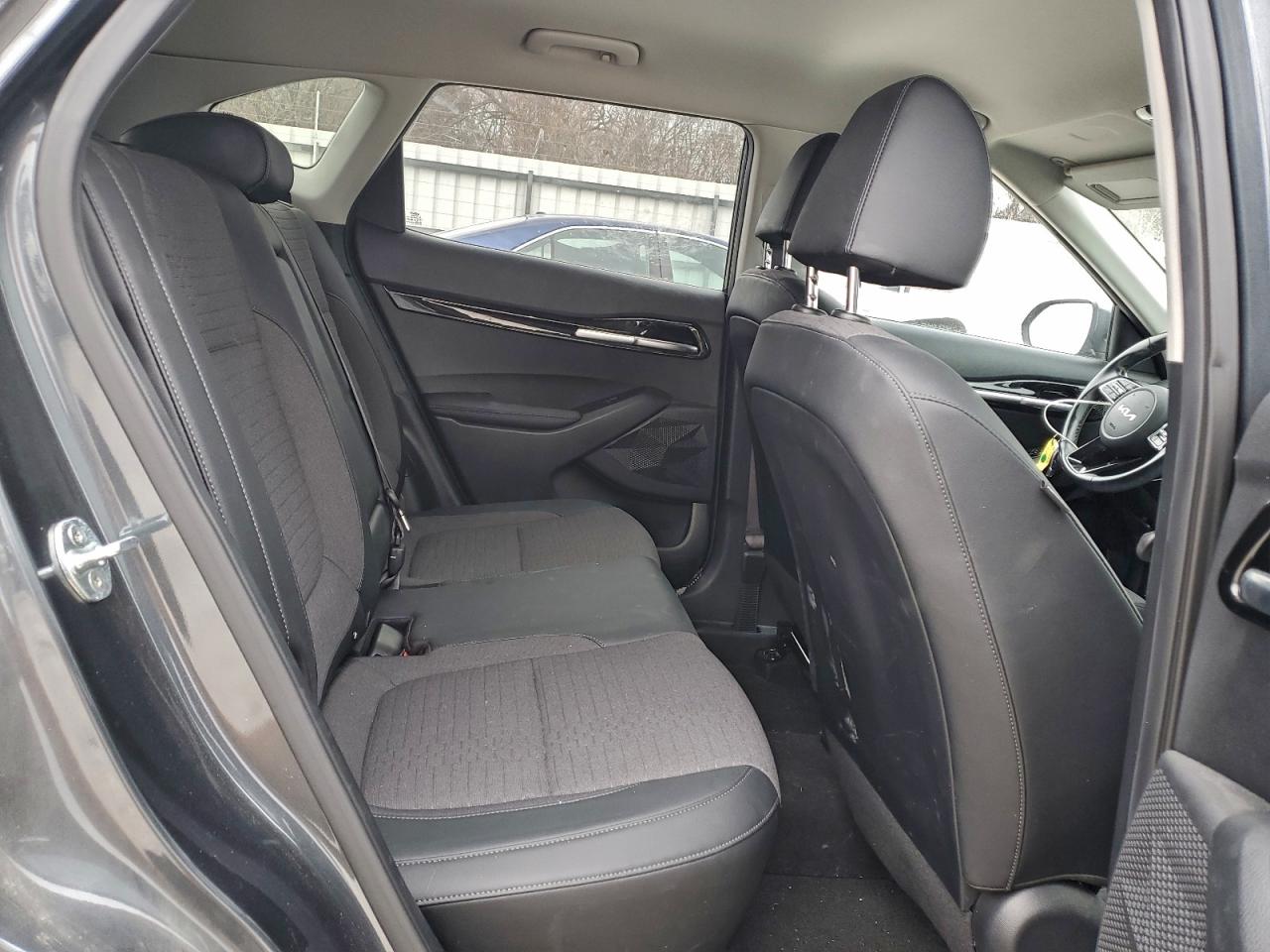 Kia Seltos S Image 2