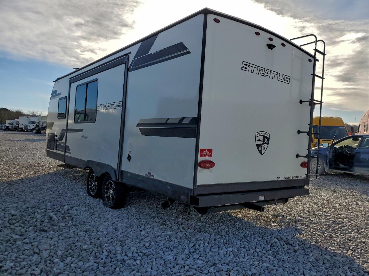 Venture Rv Stratus Image 5