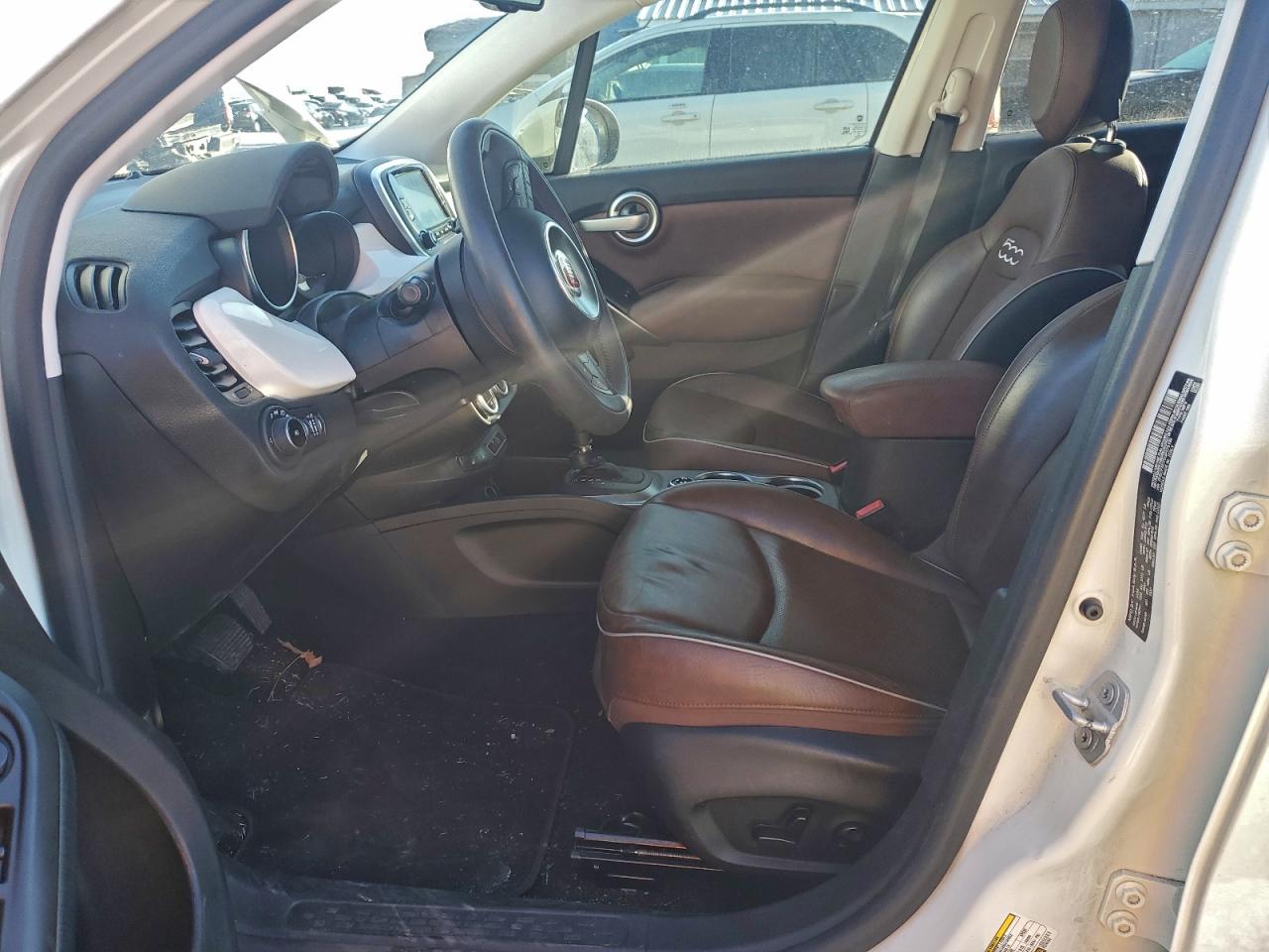 FIAT 500 Lounge Image 6