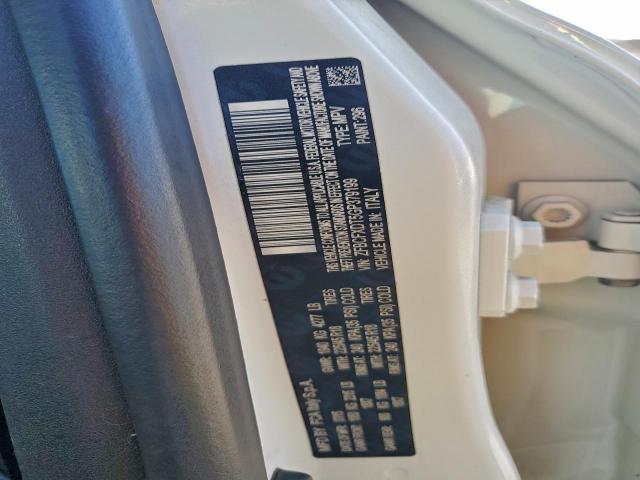 FIAT 500 Lounge Image 12