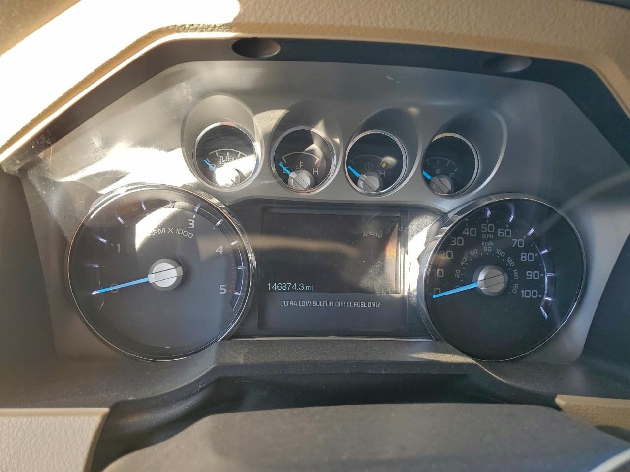 Ford F-250 Super Duty Image 6