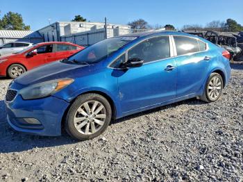  Salvage Kia Forte