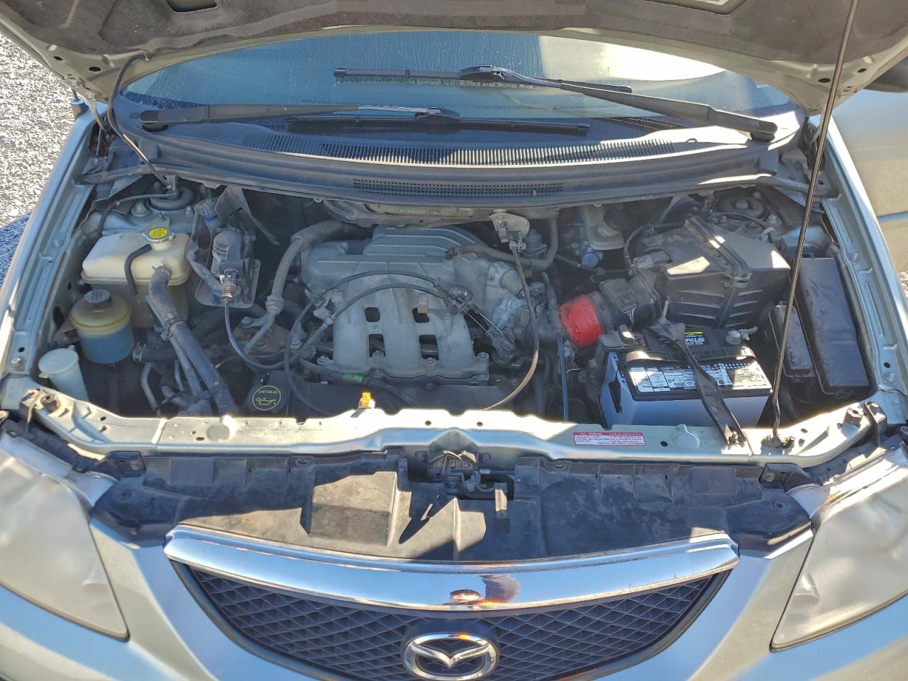 Mazda MPV Wagon Image 12