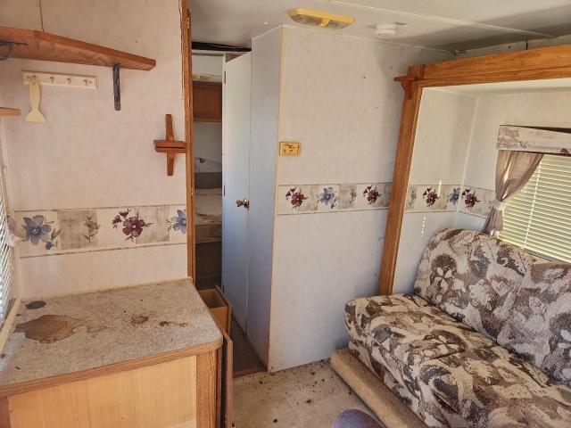 Fleetwood Prowler Image 4