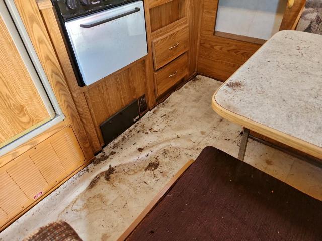 Fleetwood Prowler Image 10