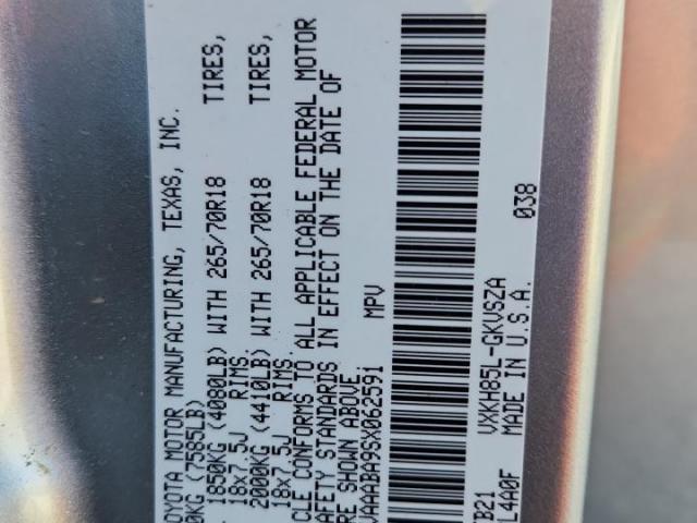 Toyota Sequoia Sr5 Image 7