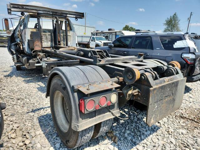 Ford F-750 Super Duty Image 4