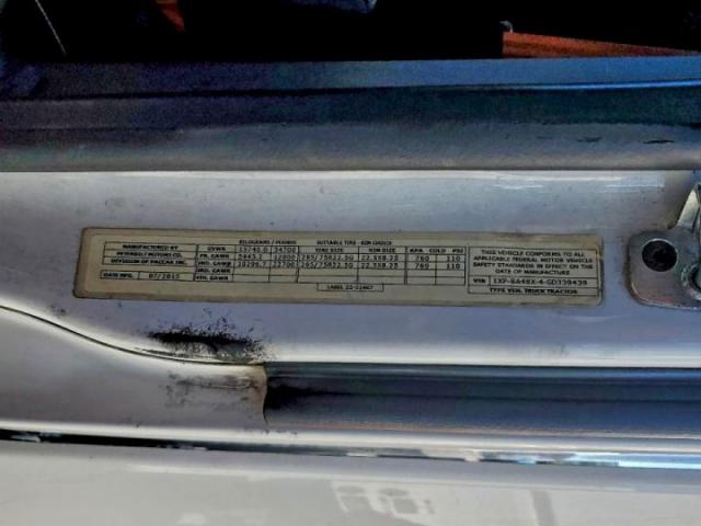 Peterbilt Tractor 579 Image 6