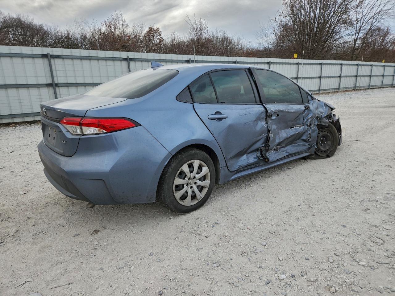 Toyota Corolla Le Image 11
