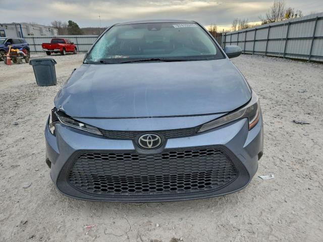 Toyota Corolla Le Image 4